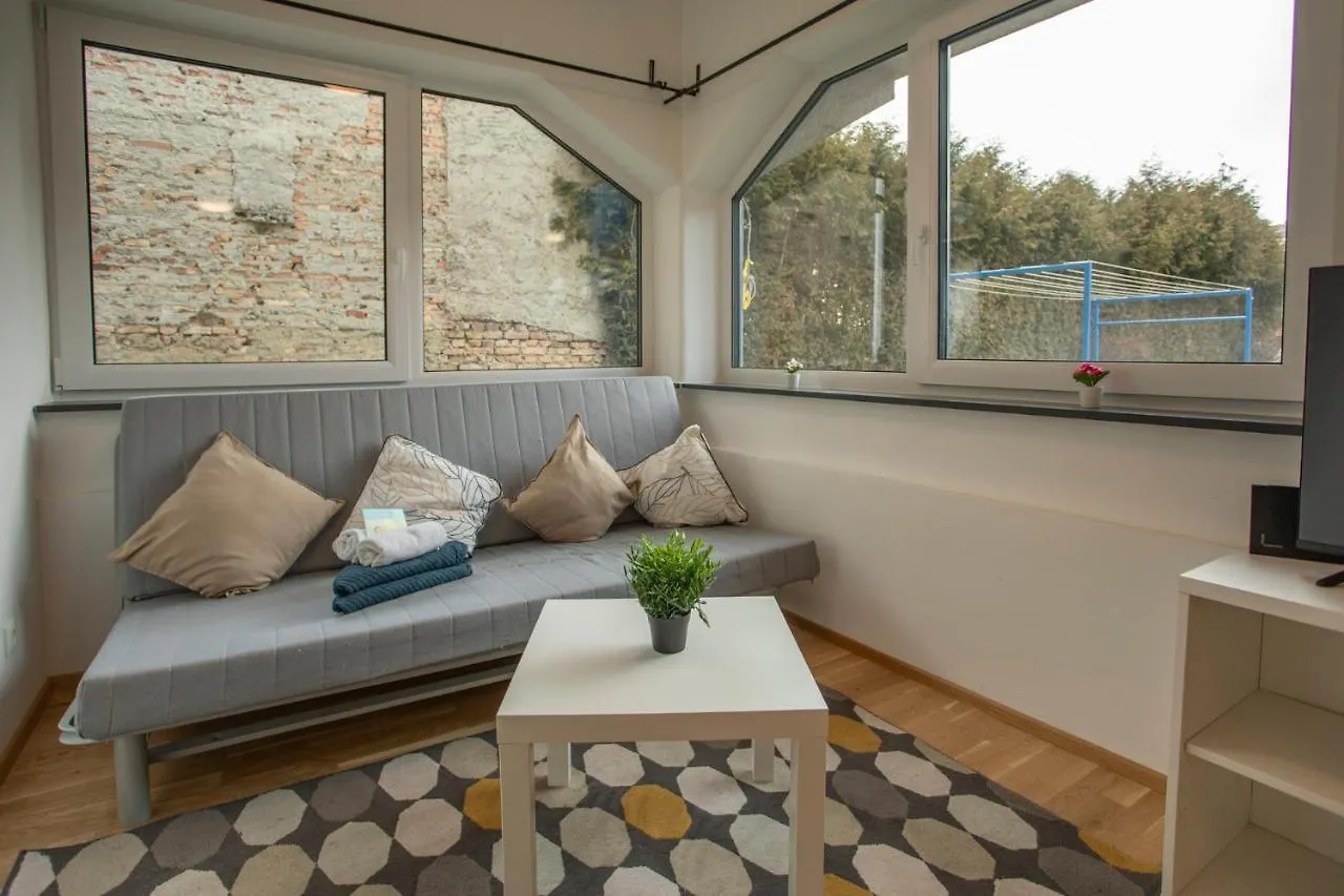 Lovely City Center Apartment In Innsbruck 0*,